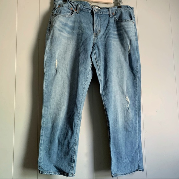 LEVIS Distressed Boyfriend Crop Jean Light Wash 32 - Picture 6 of 9